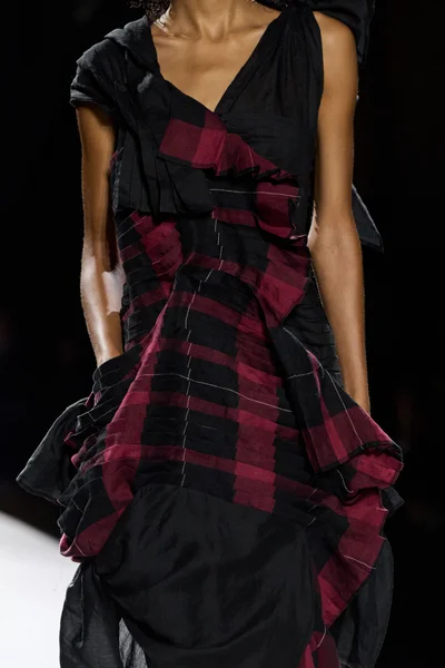 Look 80